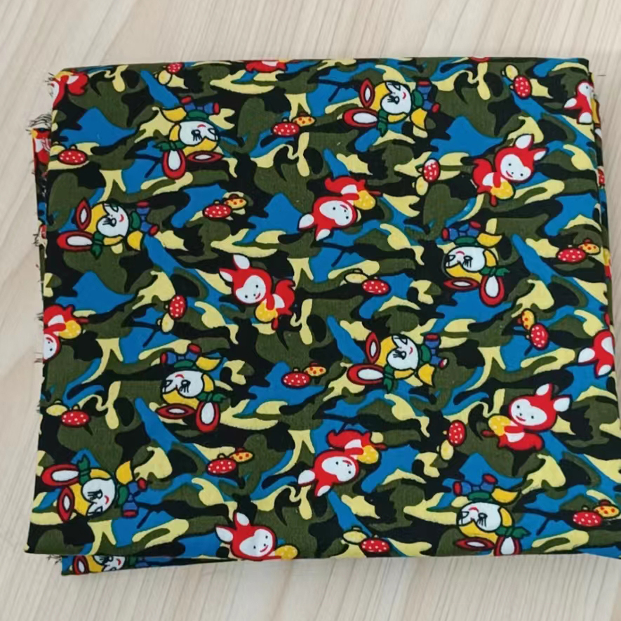 纯棉斜纹小花布 小孩包被、褥子、棉衣玫红