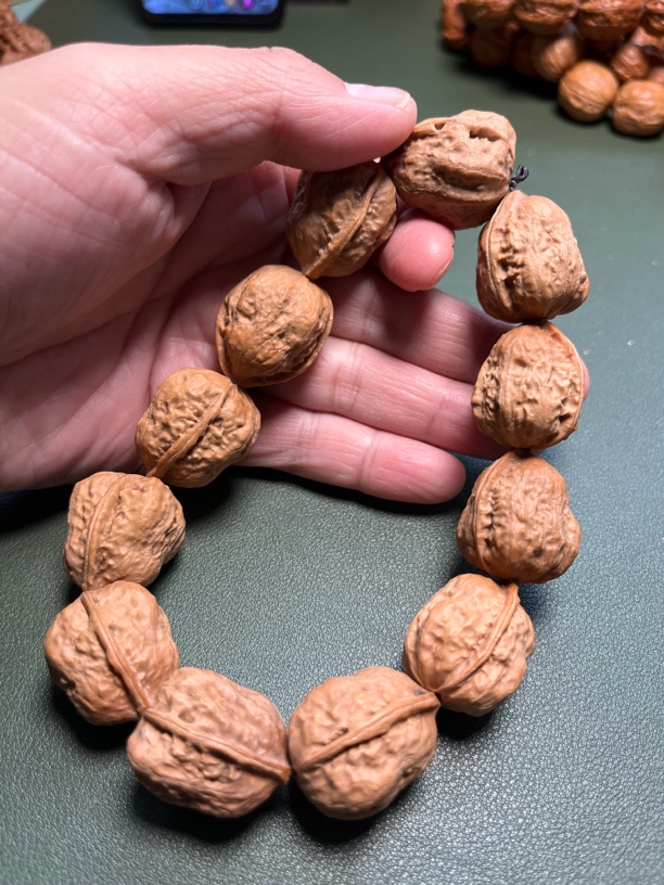 精品秋子手串，边23，肚24，高29