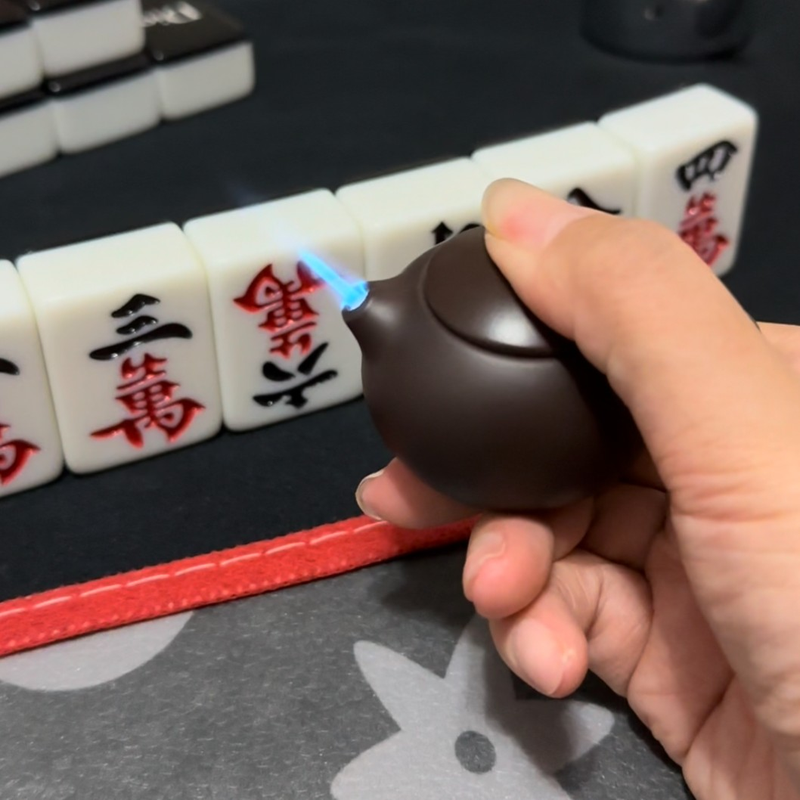 新款开壶把把胡创意打火机网红防风铁壶把胡粉色KT發財麻将点烟器