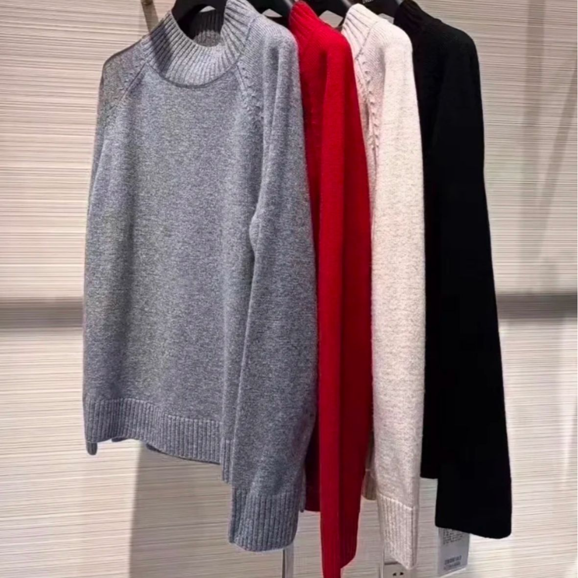 俪妍新款羊毛毛衣