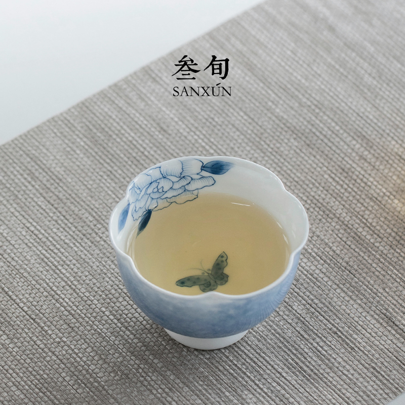 叁旬手绘蝶恋花主人杯简约家用陶瓷喝茶杯单杯个人专用茶具品茗杯