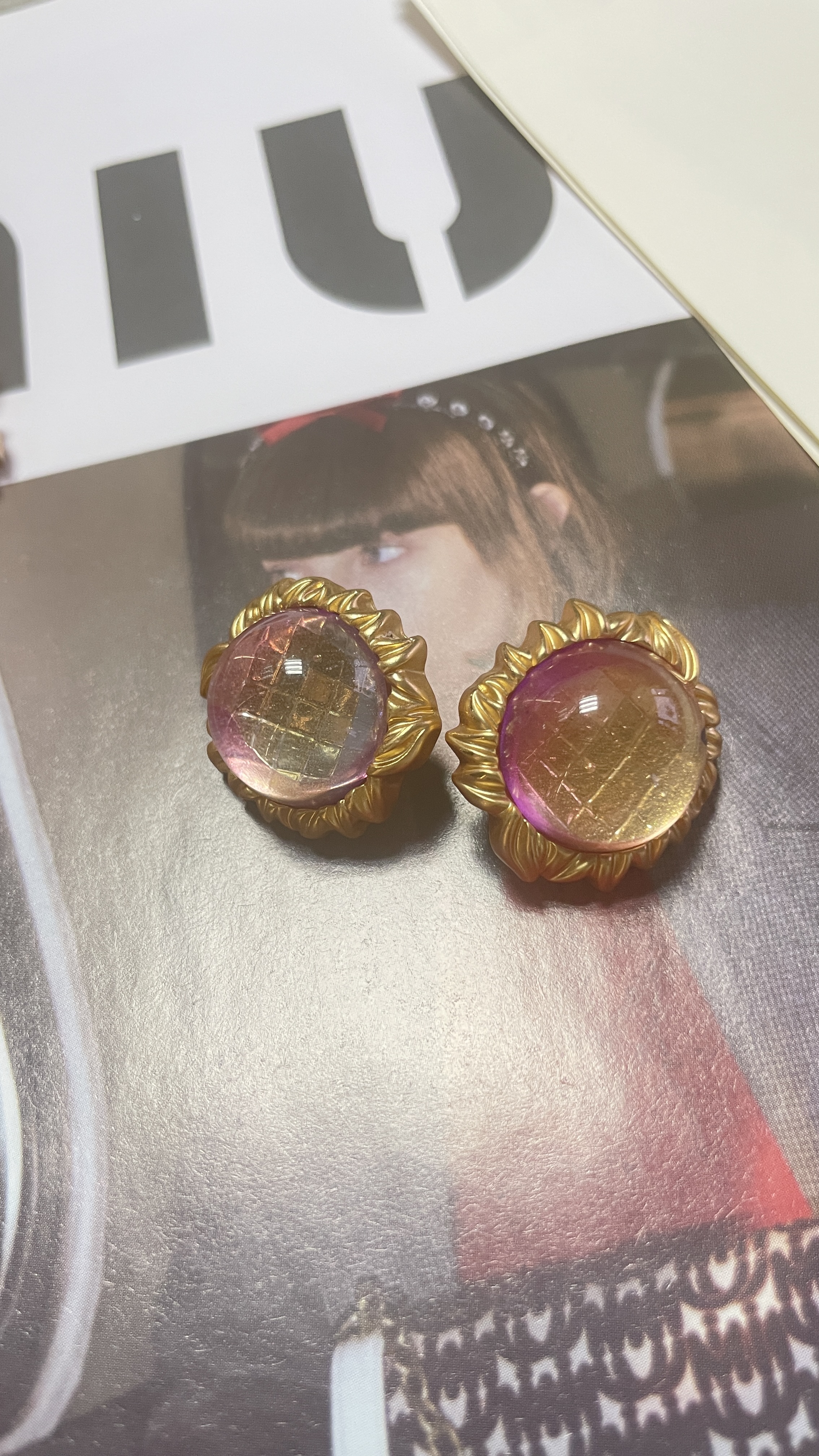 铜合金石英石耳饰 雾面粉色晶晶耳钉气质轻奢复古镶嵌百搭精致