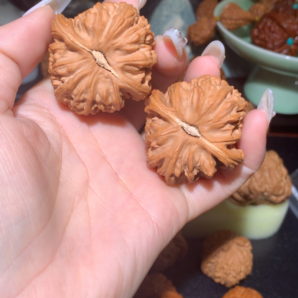【闪购商品】文玩核桃把件K*森41三角白