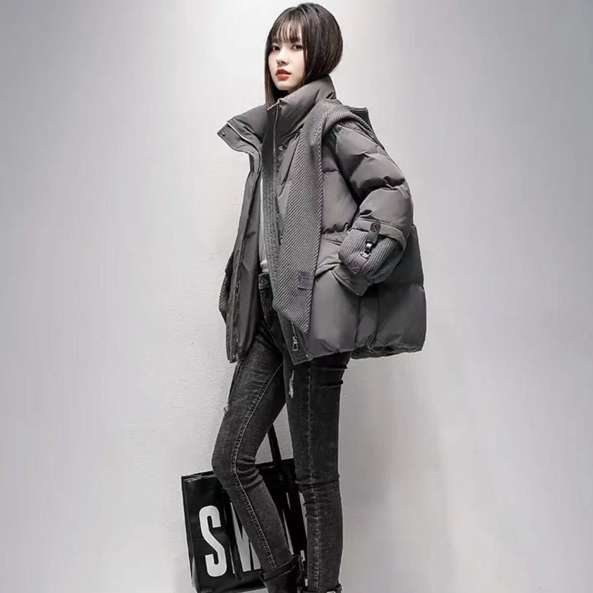 服女2023冬装时尚新短款小个子款学生外套衣服加厚连帽设计X