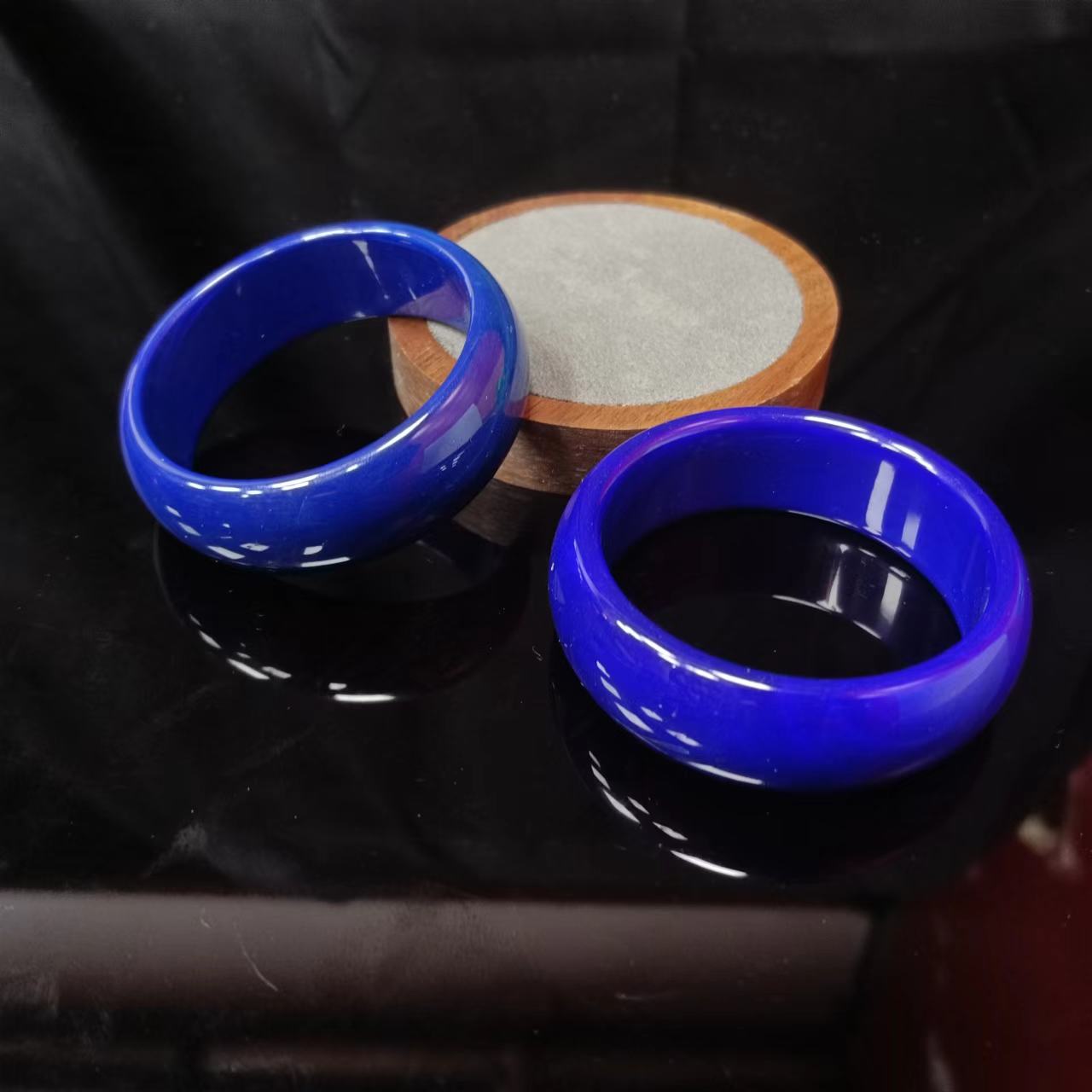 A5185海蓝之迷宽版轮胎玛瑙手镯-多样性发一件