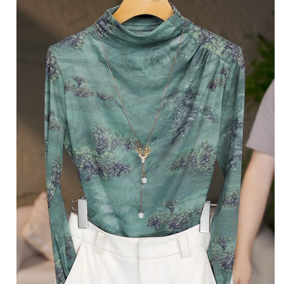 钻9275#2025新款爆款高贵洋气上档次潮流气质网纱打底衫上衣