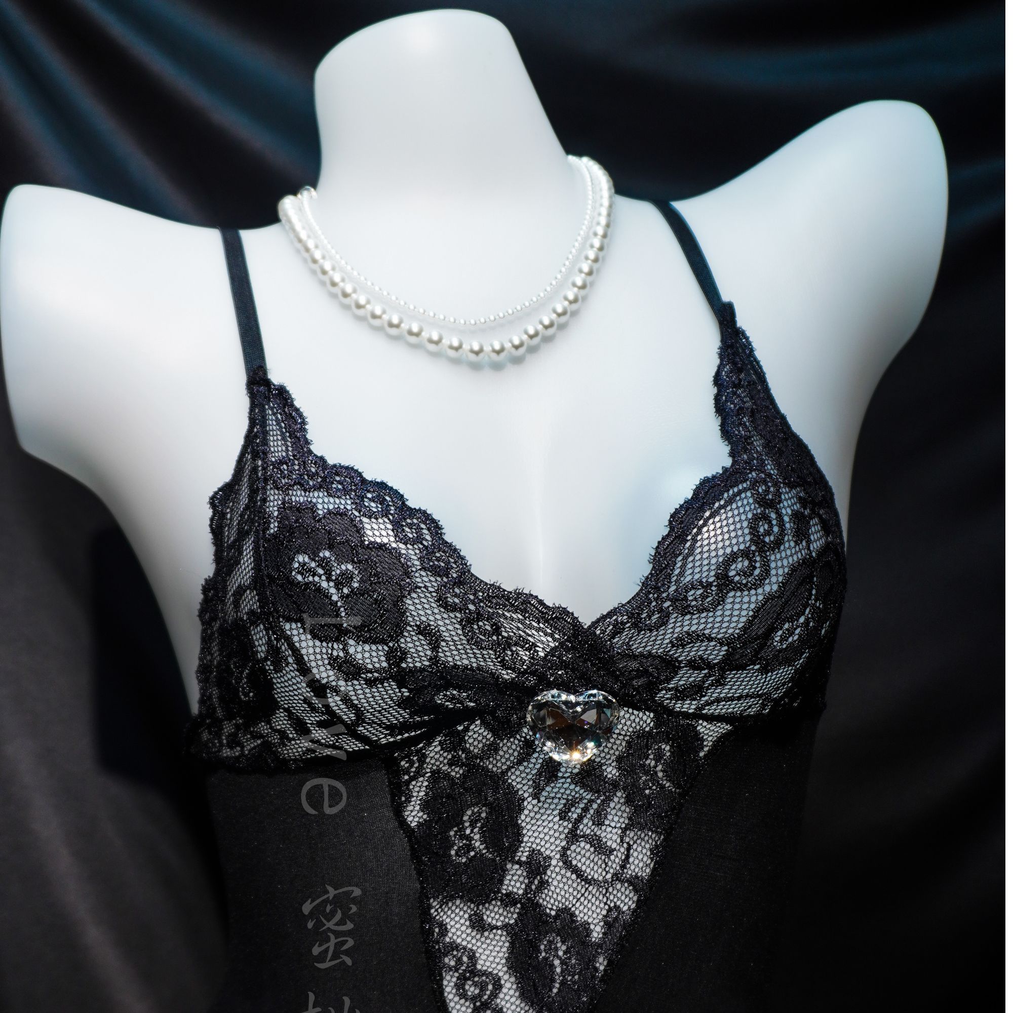 LTT2136大码连体弹力套装睡衣加丝袜蕾丝显瘦美背性感黑色聚拢