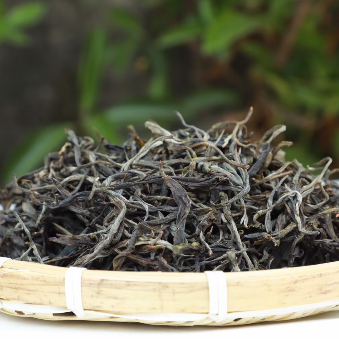 2014年冰岛古树生茶饼