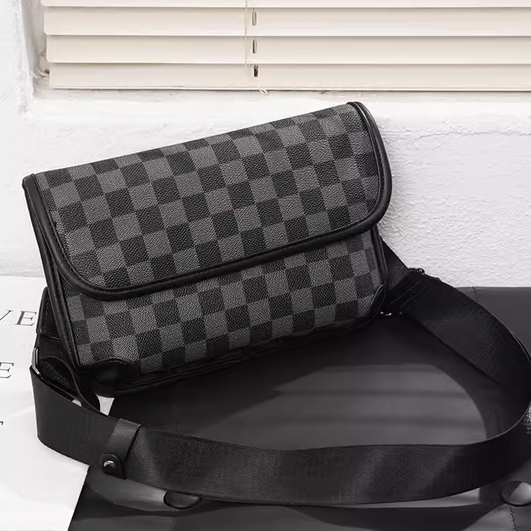 格纹经典虎头包单肩包斜挎包韩版新款街头2025挎包潮男款男包