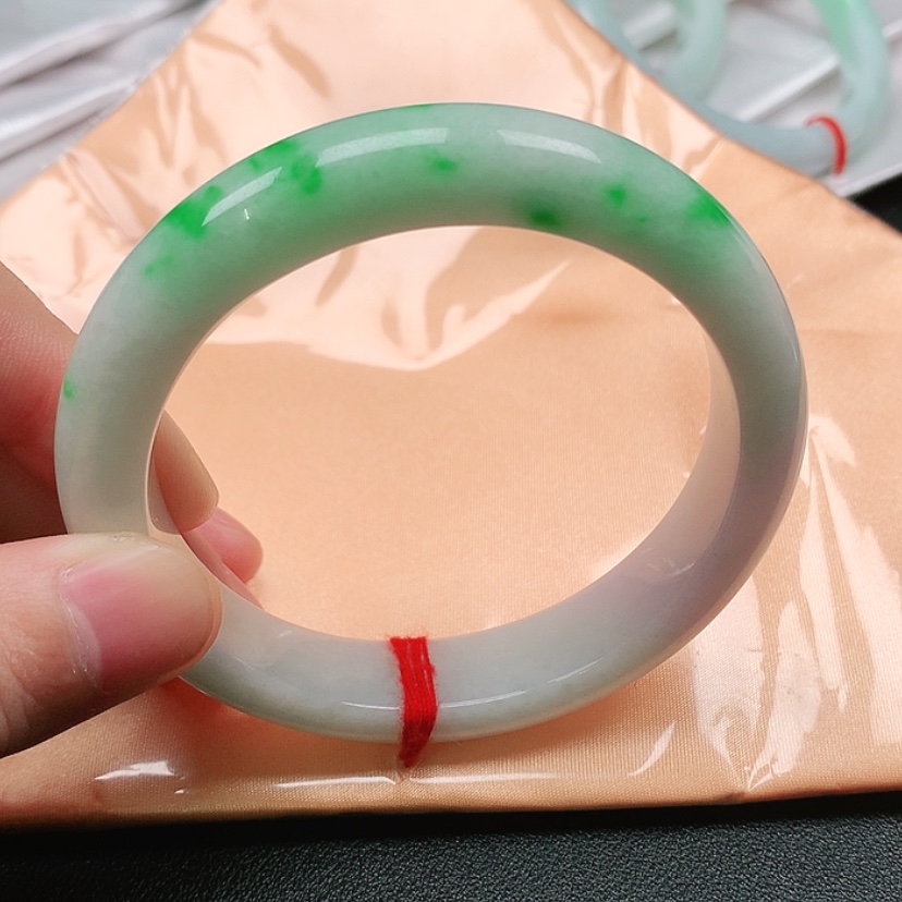 【闪购商品】翡翠手镯未镶嵌