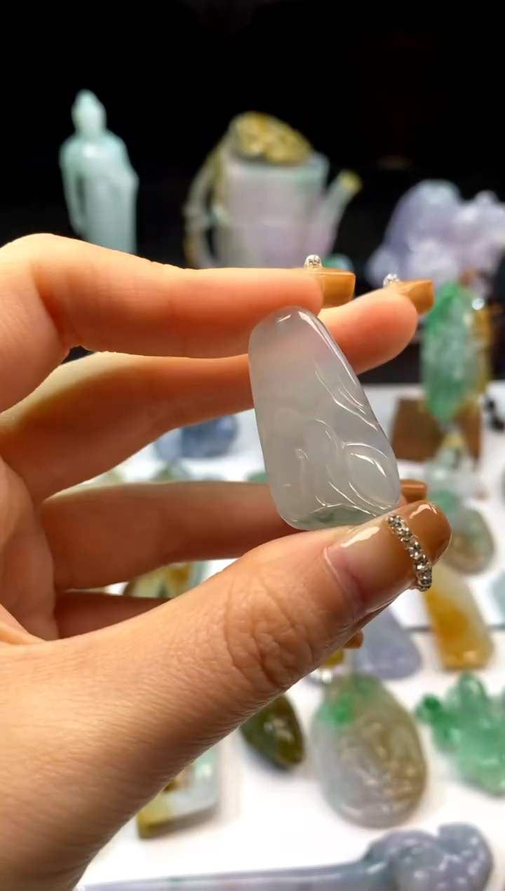 【闪购商品】翡翠颈饰未镶嵌翡翠悟道