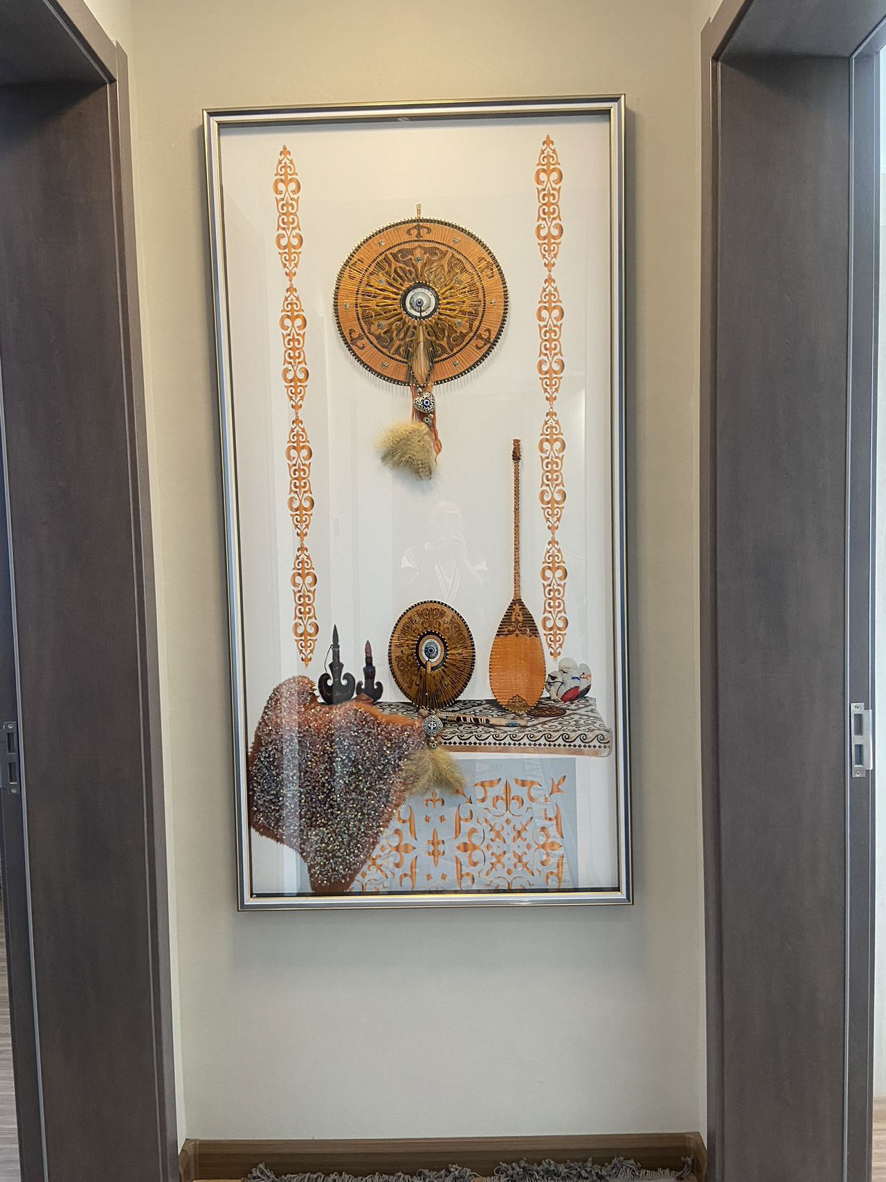 哈萨克族民族风格玄关实物画。80/160可以订制尺寸挂画