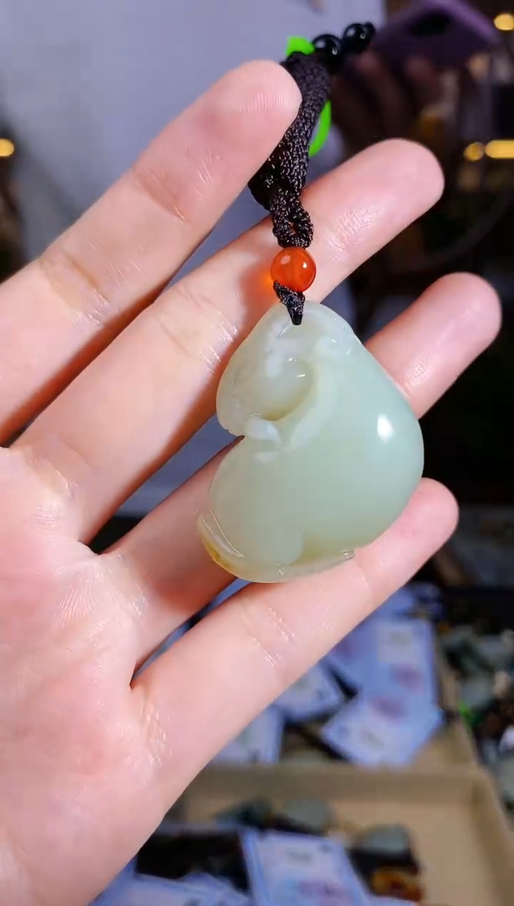 【闪购商品】和田玉颈饰未镶嵌1