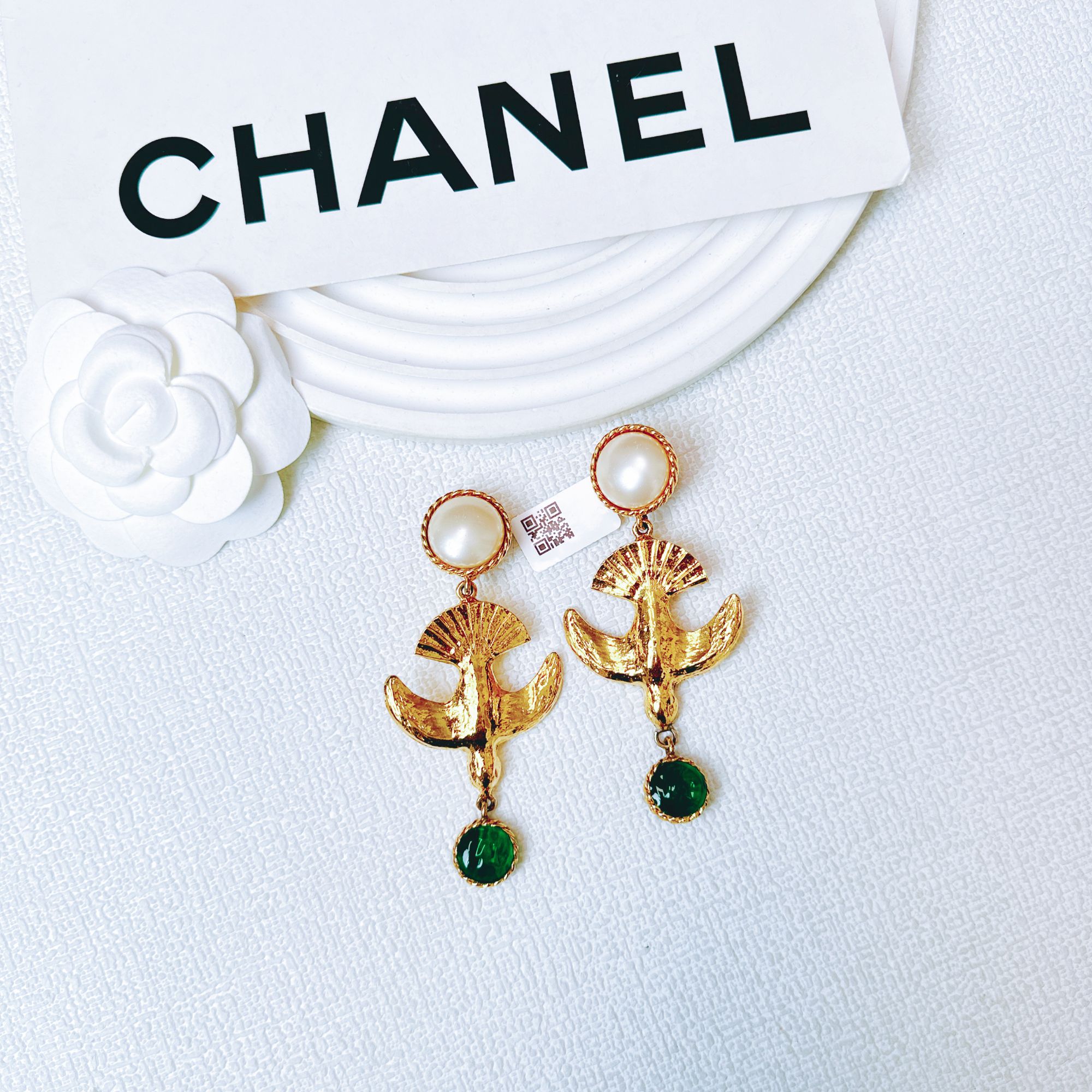 95新 Chanel/香奈儿 柚礼中古/素金飞鸟绿琉璃扫肩耳夹lz410774