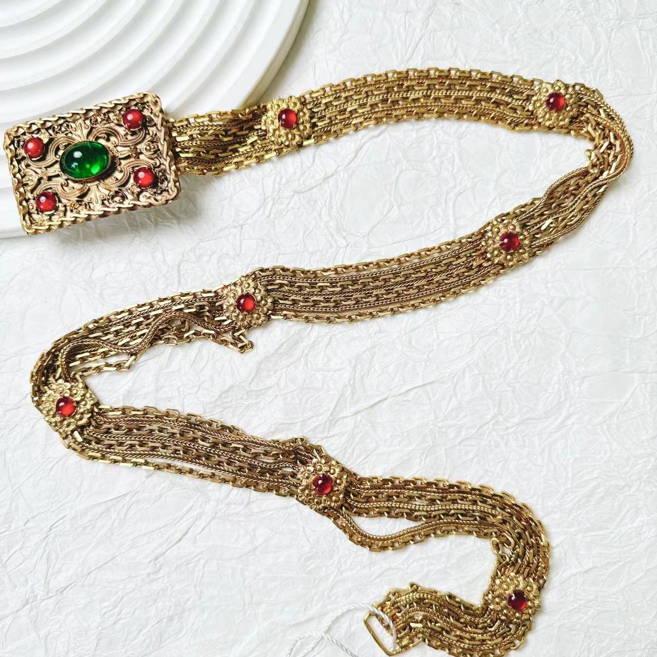 95新 Chanel/香奈儿 柚礼中古/香奈儿红绿琉璃雕花腰链CC403334