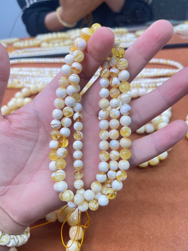 金瓷白圆珠108链