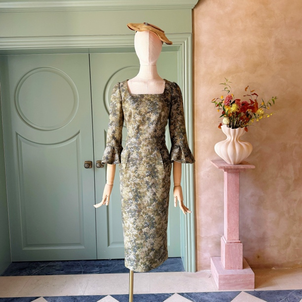 YIWEN CAO设计师原创日本进口时装面料木耳袖修身连衣裙复古优雅