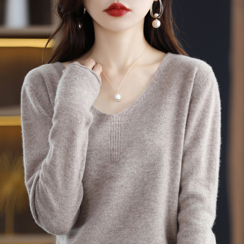 【工厂清货】针织衫V领大码宽松遮肉显瘦打底衫女毛衣长袖