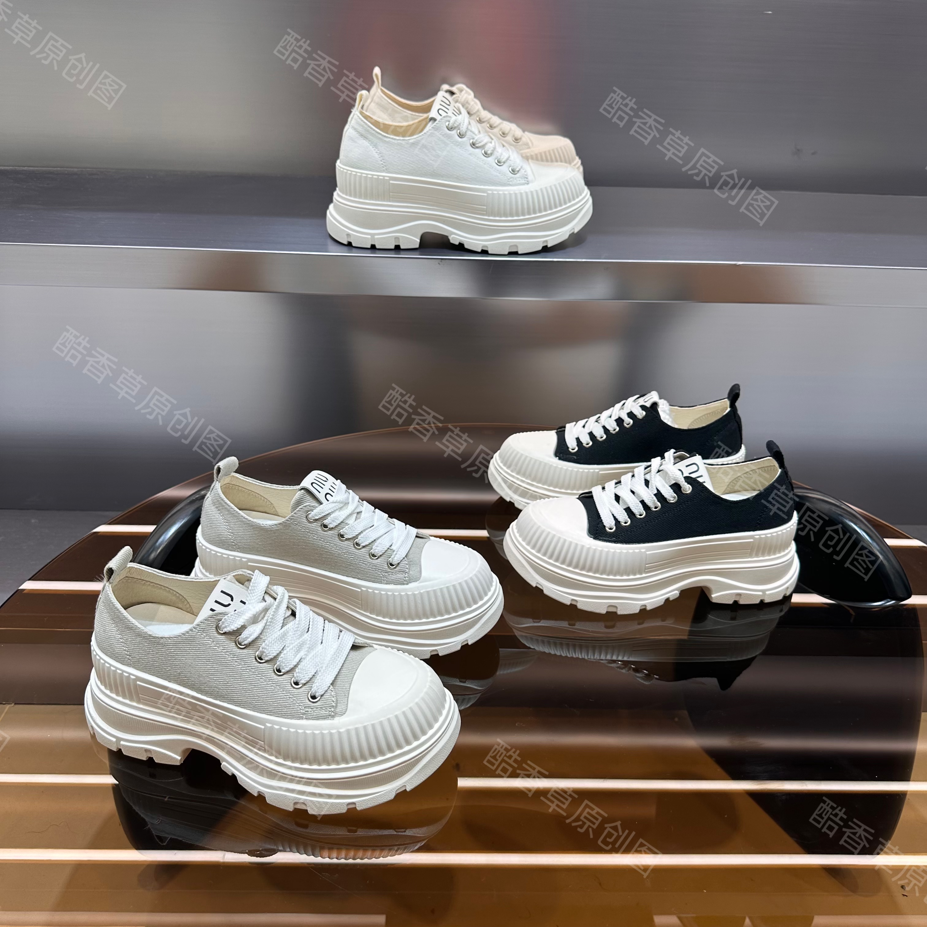 酷香草秋季女2024新款厚底时尚休闲百搭增高轻便软底帆布透气板鞋