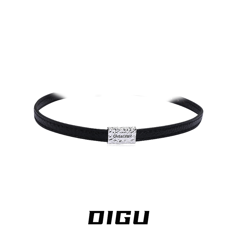 嘀咕家 非金属皮质项链 御姐风小方块皮质项链简约短款颈链choker