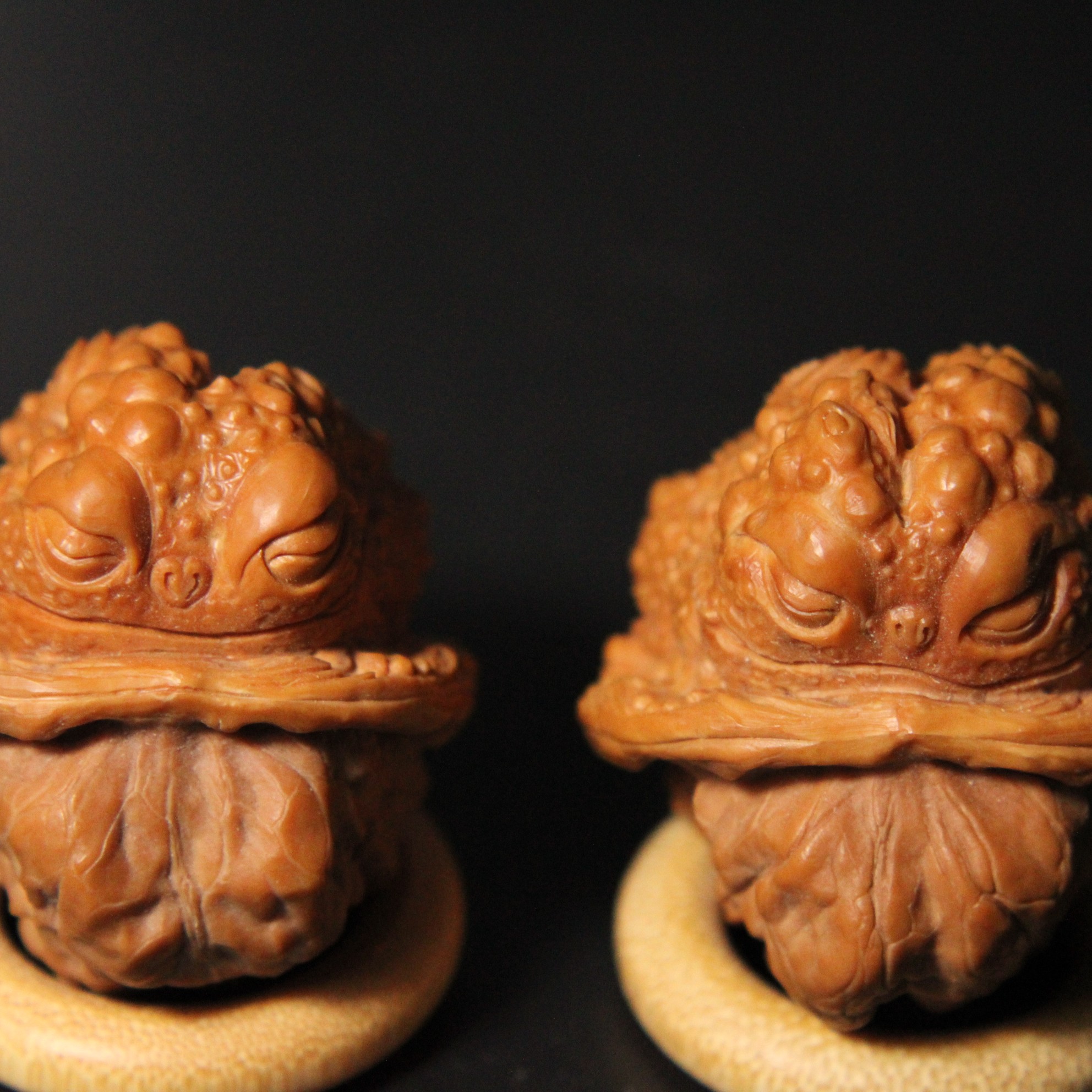 蛤蟆头雕刻单面疙瘩包金蟾 边4.0肚4.2