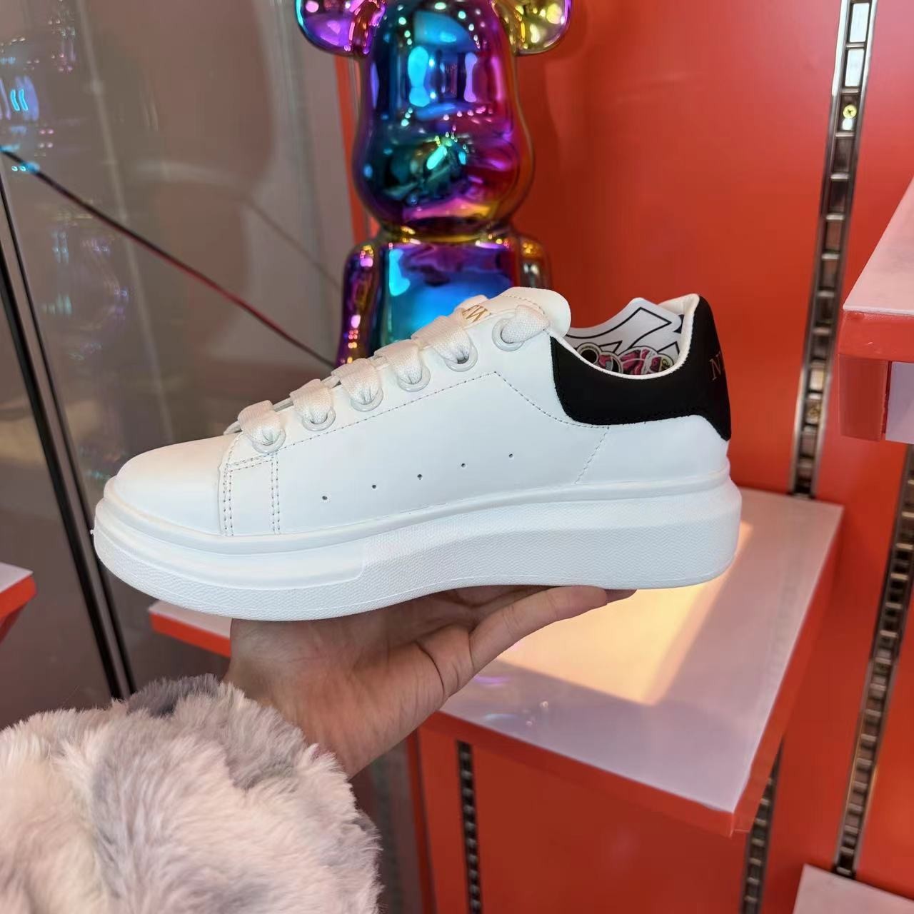 ⑦号【轻奢严选 断码福利】轻奢潮牌运动休闲鞋