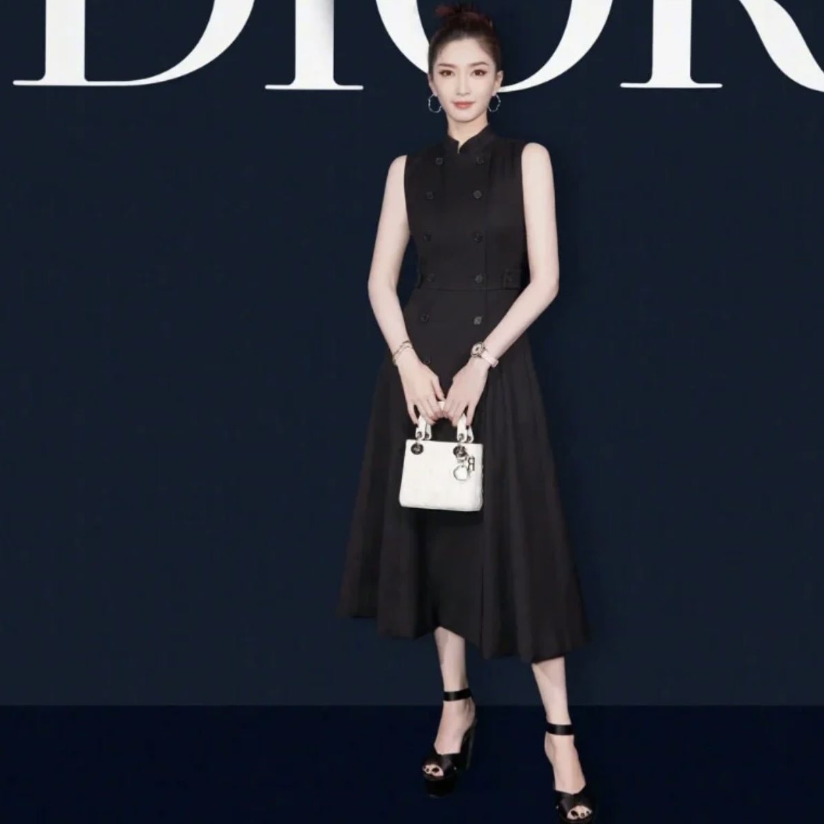 99新 DIOR/迪奥 黑色立领连衣裙 42码01053