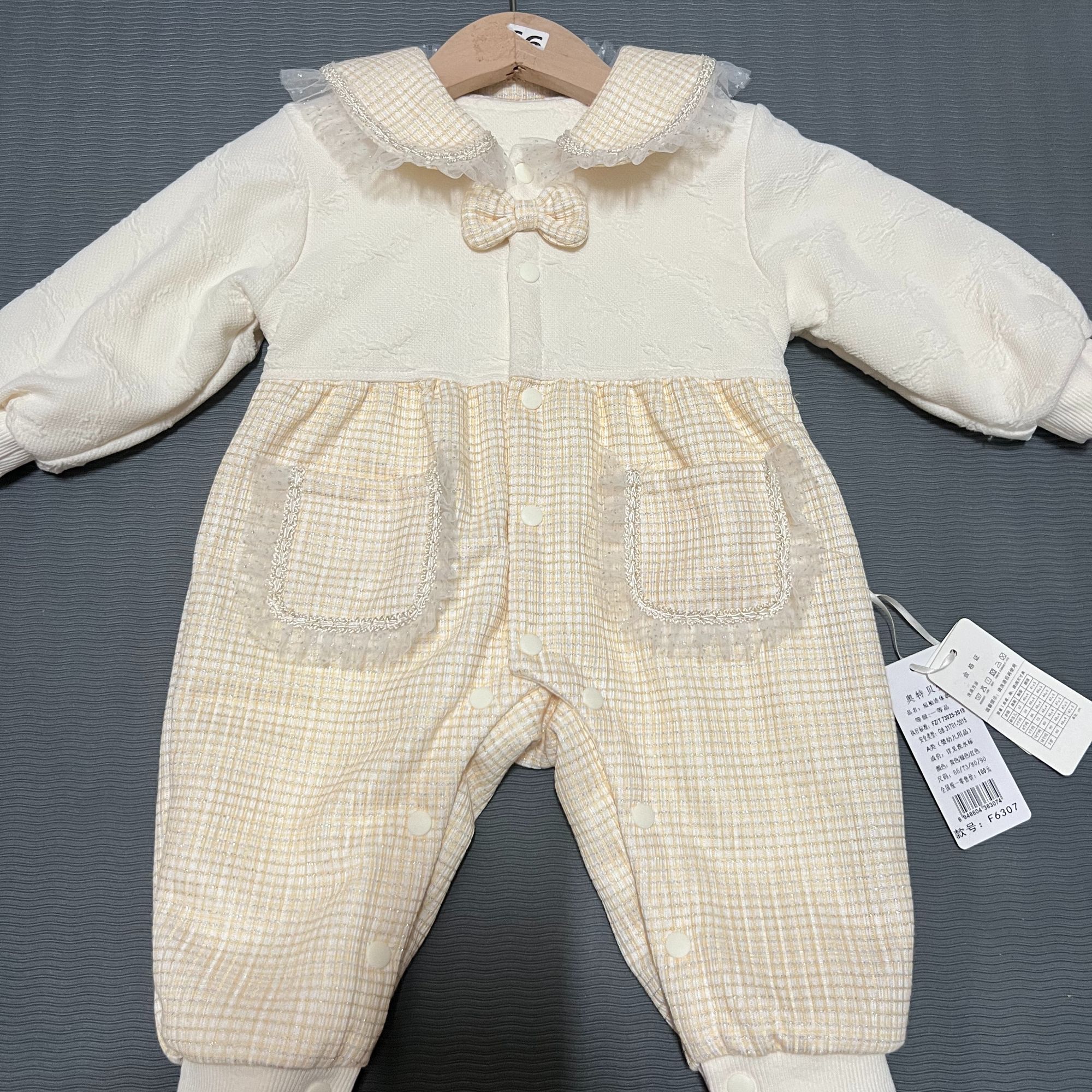 女宝薄棉连体外出小香风可爱公主风连体衣外出服纯棉内衬A类