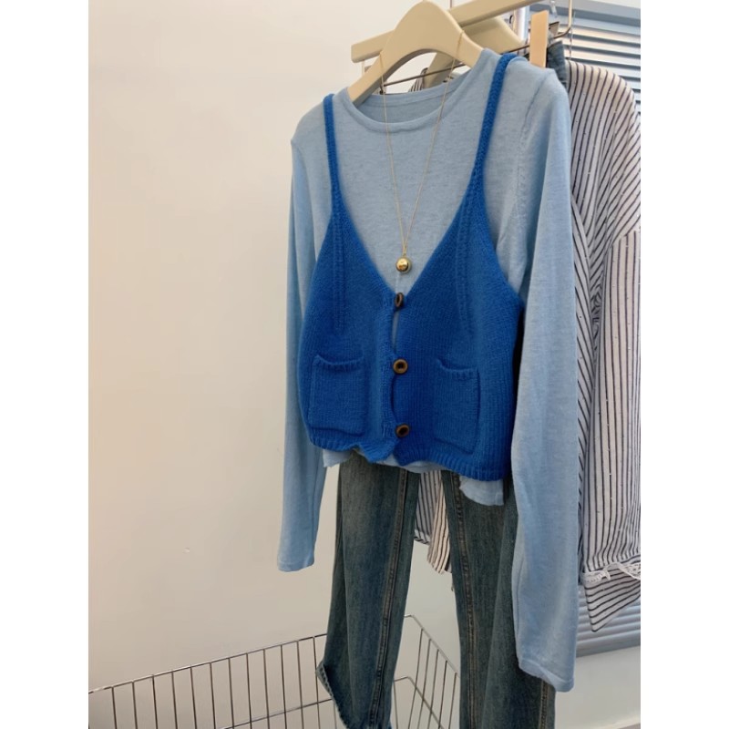 早秋穿搭一整套减龄时尚小香风纯色内搭T恤针织马甲两件套女