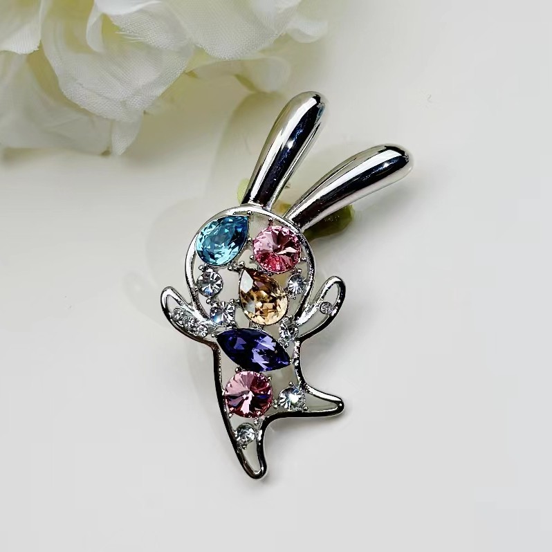 铜合金胸针 HY1818【施华洛】欢乐兔胸针