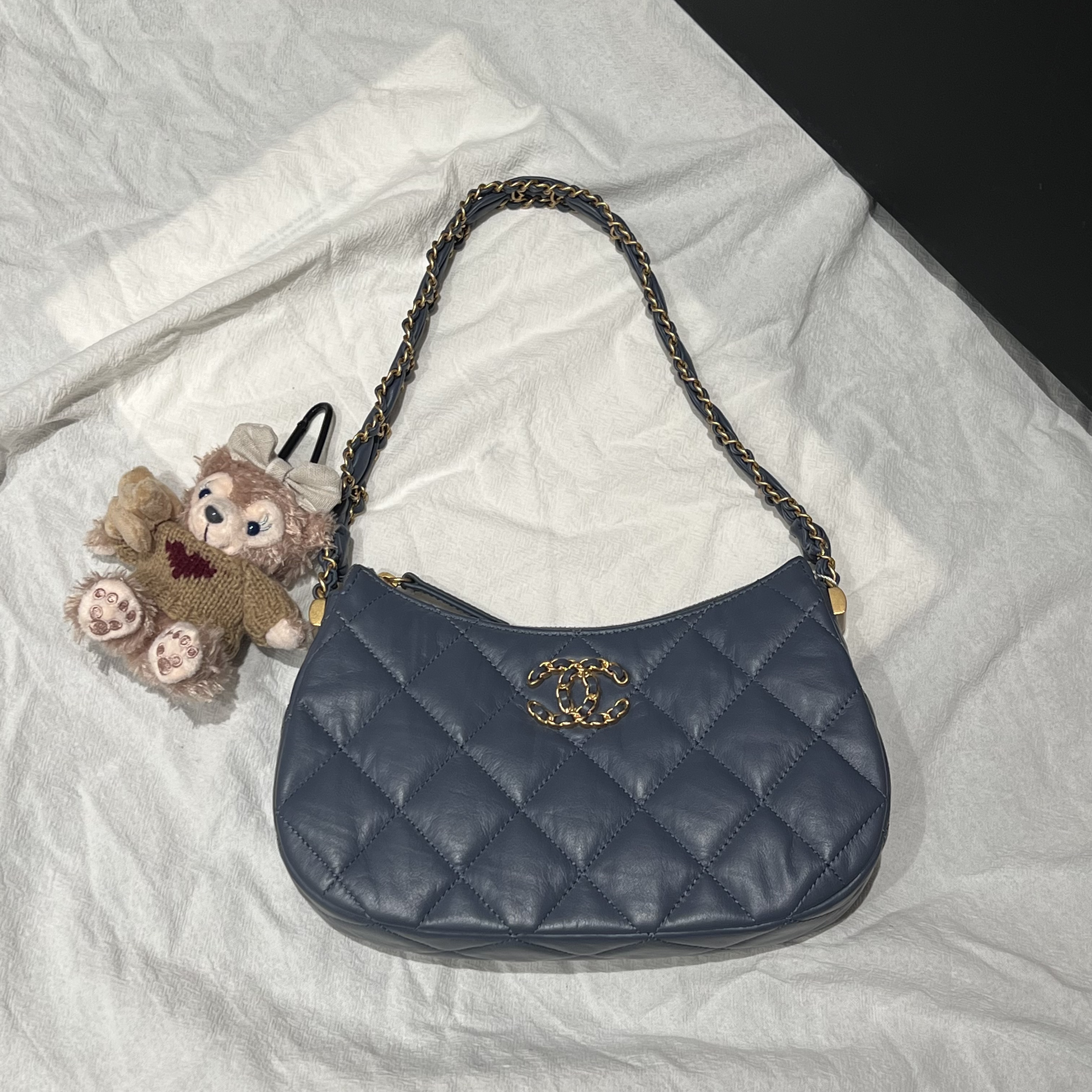 99新 Chanel/香奈儿 壹所奢品23K 大号Hobo 蓝金小牛皮