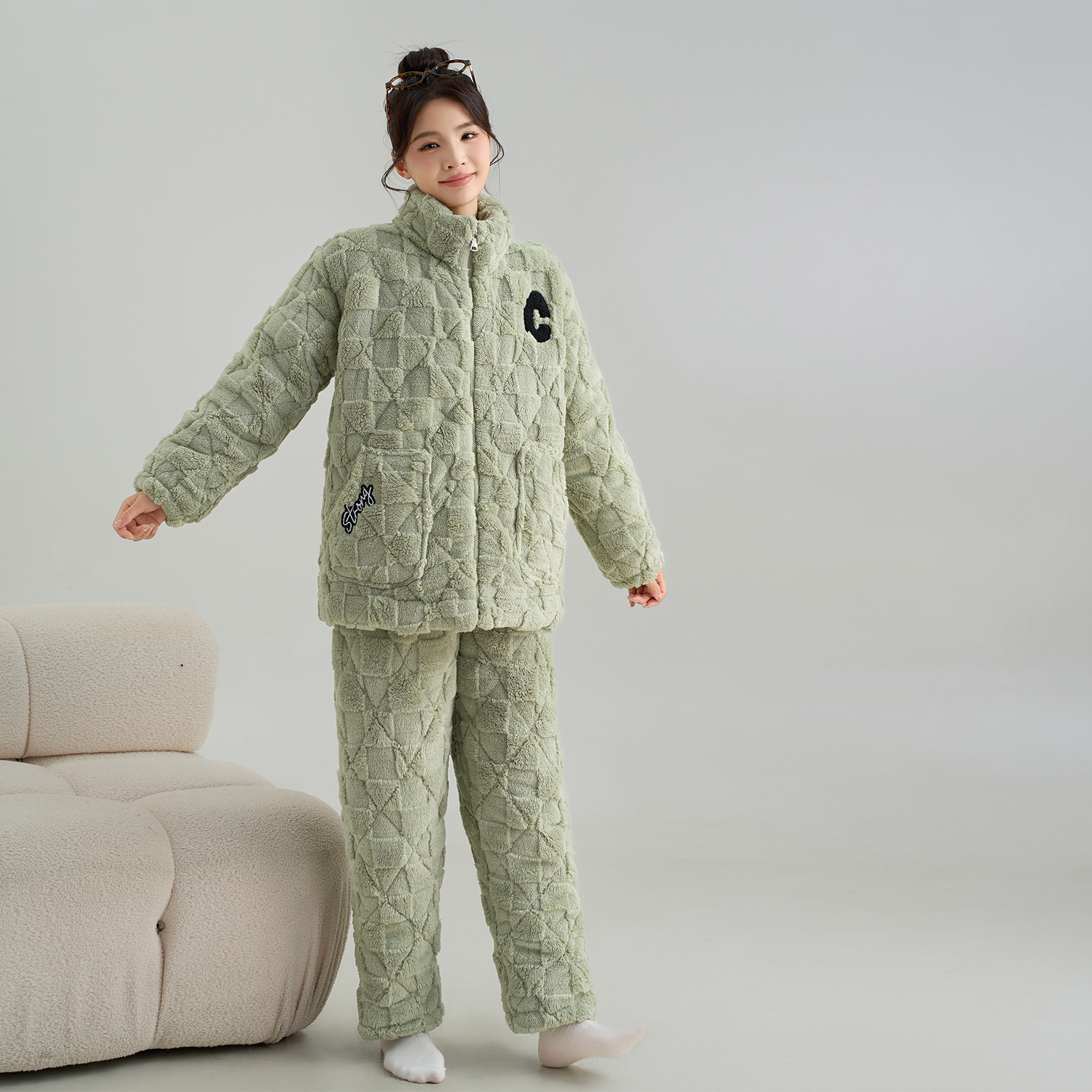 冬款女士三层夹棉加绒超厚小香风纯色时尚宽松家居服套装外穿睡衣