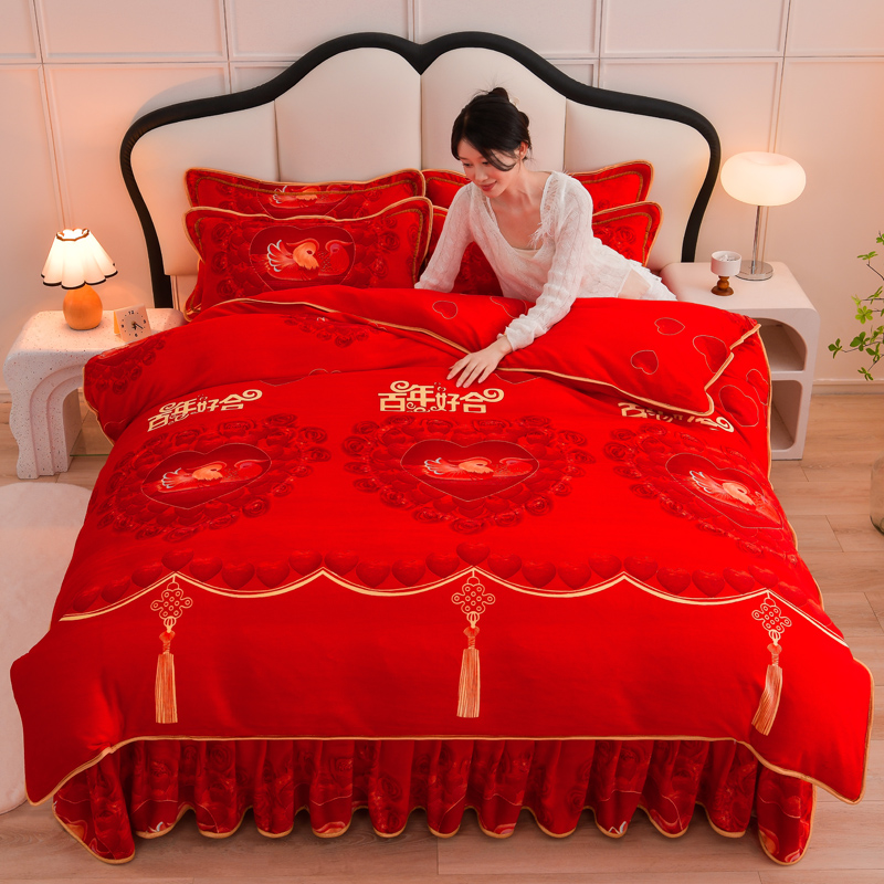 【大红婚庆款】8-9斤加厚保暖牛奶绒四件套双面绒床裙款结婚喜庆