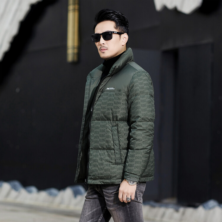 波司登羽绒服男士短款时尚休闲轻薄保暖秋冬立领男款户外百搭连帽