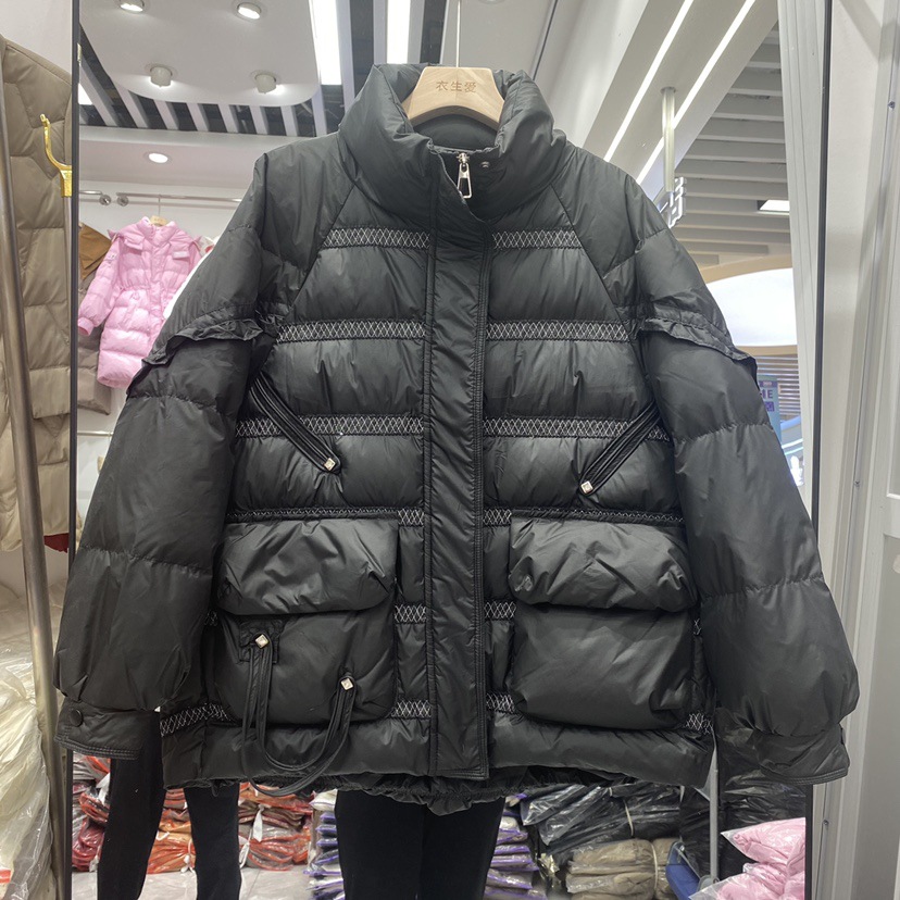 韩版设计感刺绣羽绒服女短款甜美气质2023冬新款宽松加厚羽绒外套