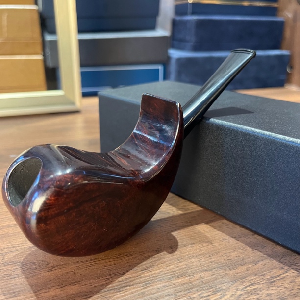 德国《Nils Thomsen》尼尔斯·汤姆森 石楠木自由式烟斗 