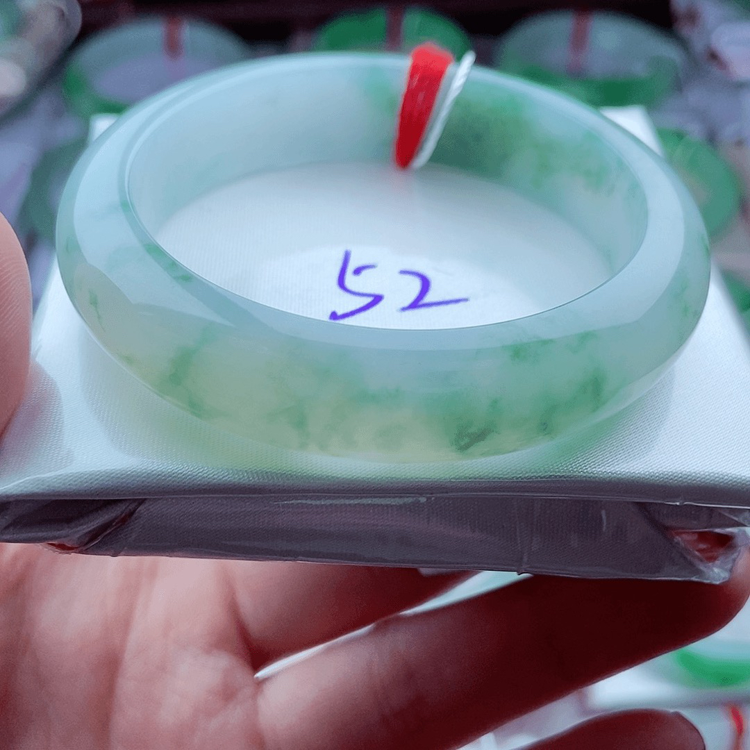 0130编52冰飘花灵动飘逸胶润镯天然缅甸翡翠A货传承52.6，12.7，8.3