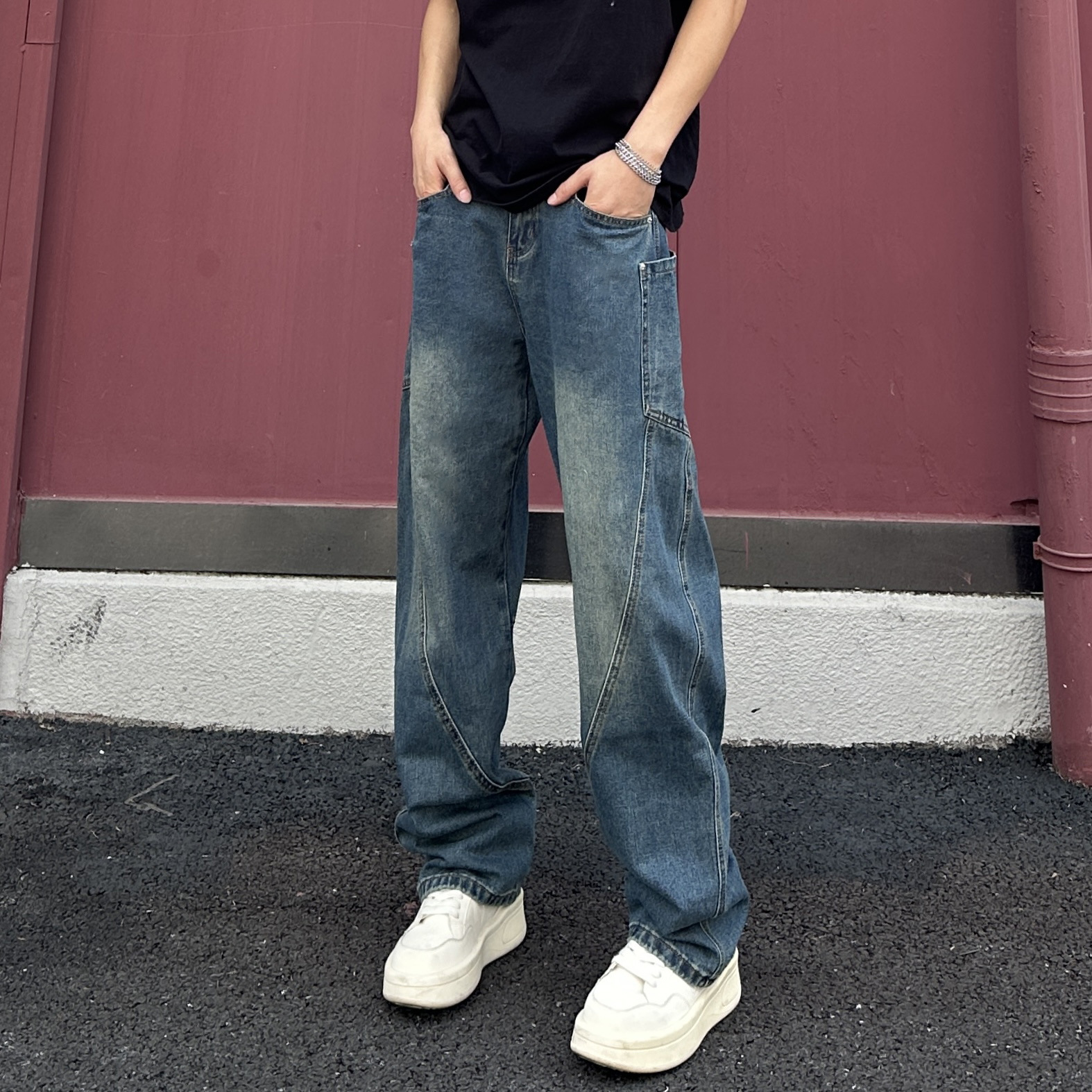 QUALCOMM美式复古重磅工装牛仔裤男秋冬新款宽松直筒裤弯刀阔腿裤