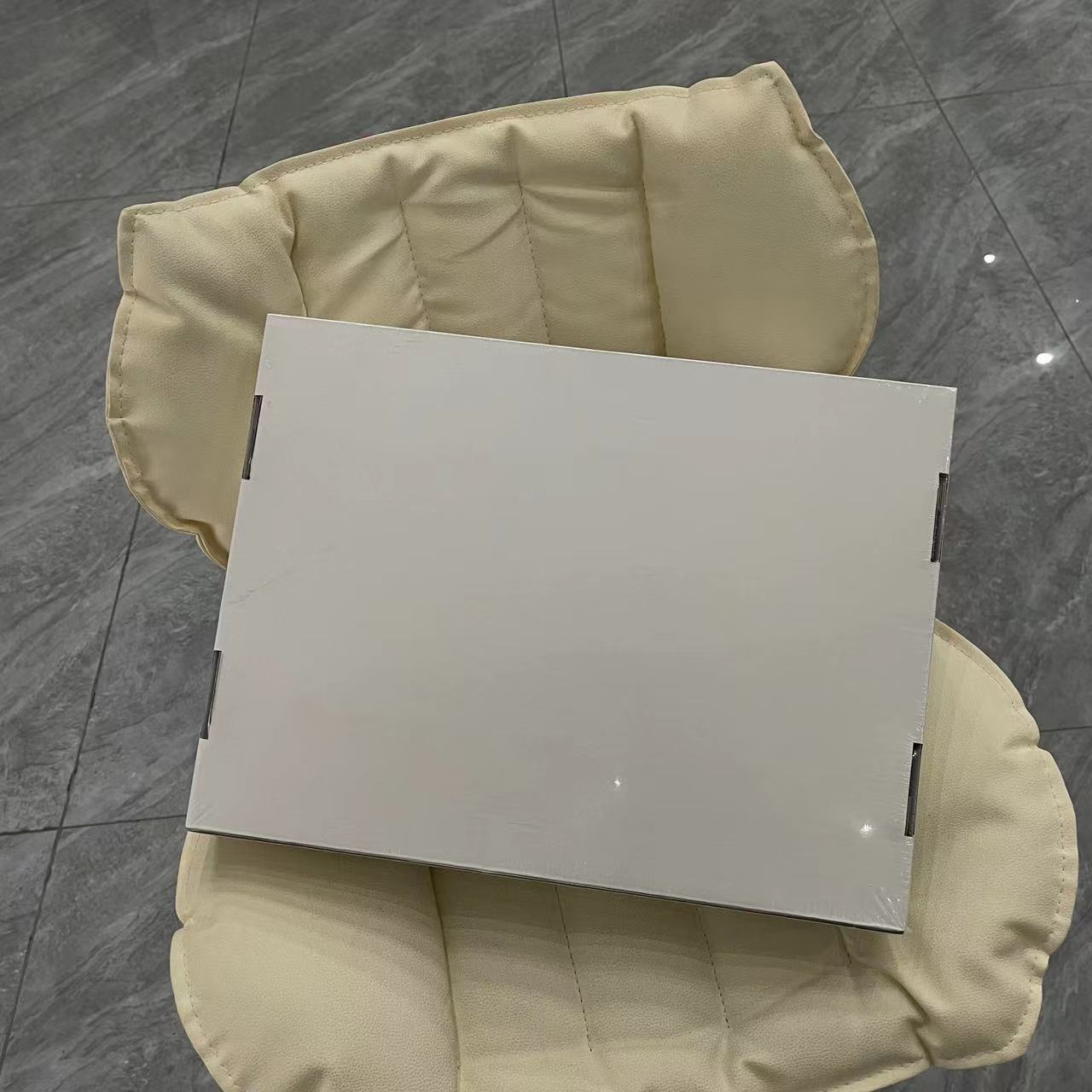 【晶】2025秋季新款双面穿连帽外套V1057