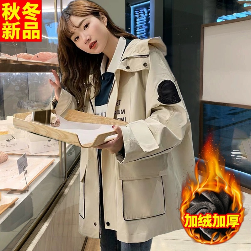 三叶草潮牌运动工装外套女秋冬季连帽学生上衣加绒加厚棉衣冲锋衣