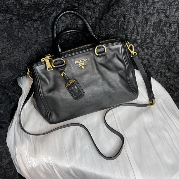 95新 Prada/普拉达 普拉达黑金托特