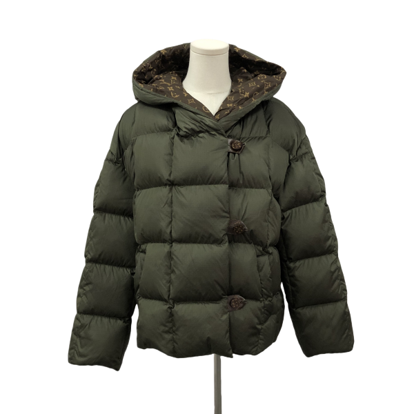 妃鱼/路易威登/锦纶/羽绒服/95新/市场价32100/双1101