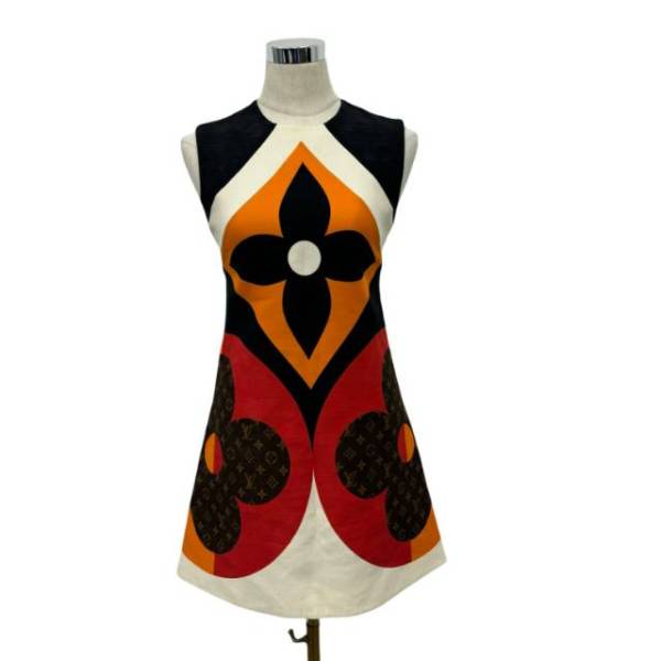 妃鱼/路易威登/无/上衣/95新/市场价19800/zc0110