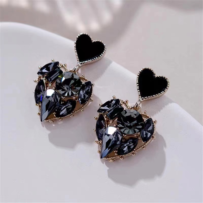 铜合金耳饰 无耳洞耳夹水钻桃心满钻爱心耳环网红黑色轻奢小众女