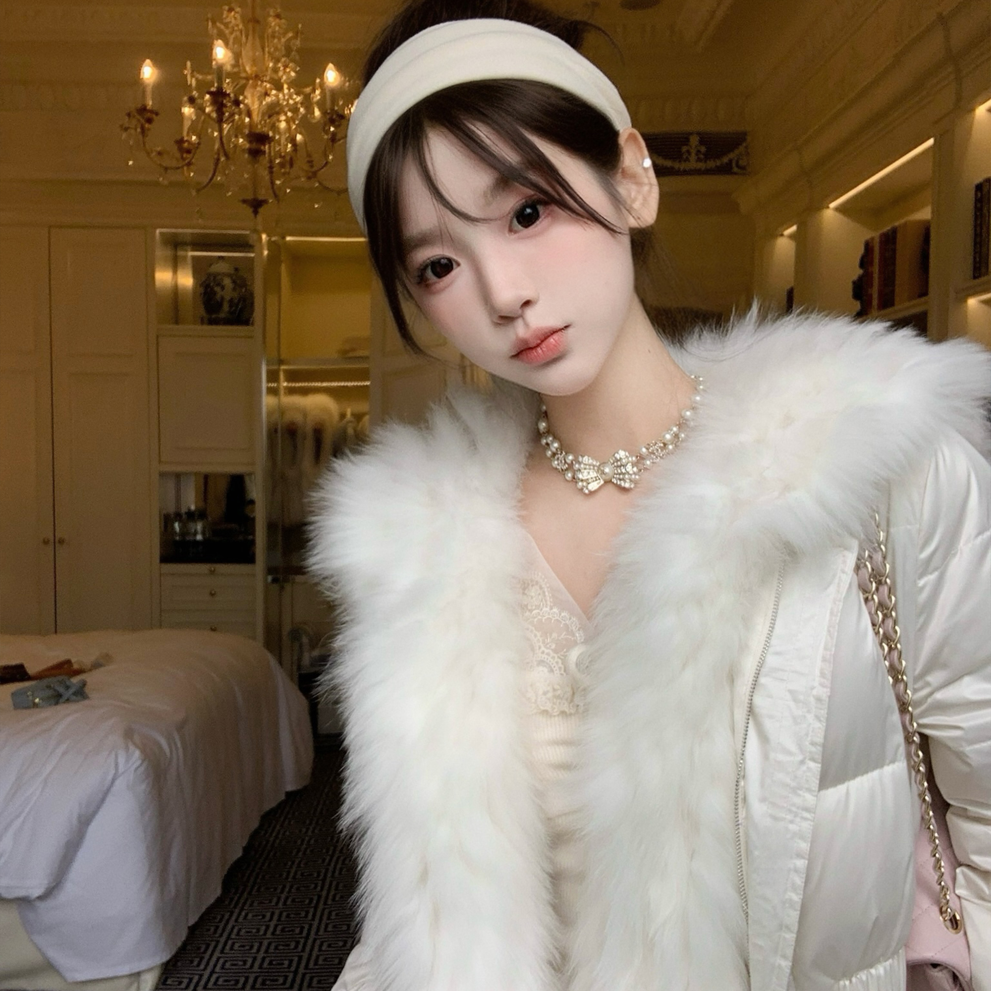 维斯小姐 [ 天鹅心 ] 可拆卸海军领狐狸毛 珠光防水羽绒外套