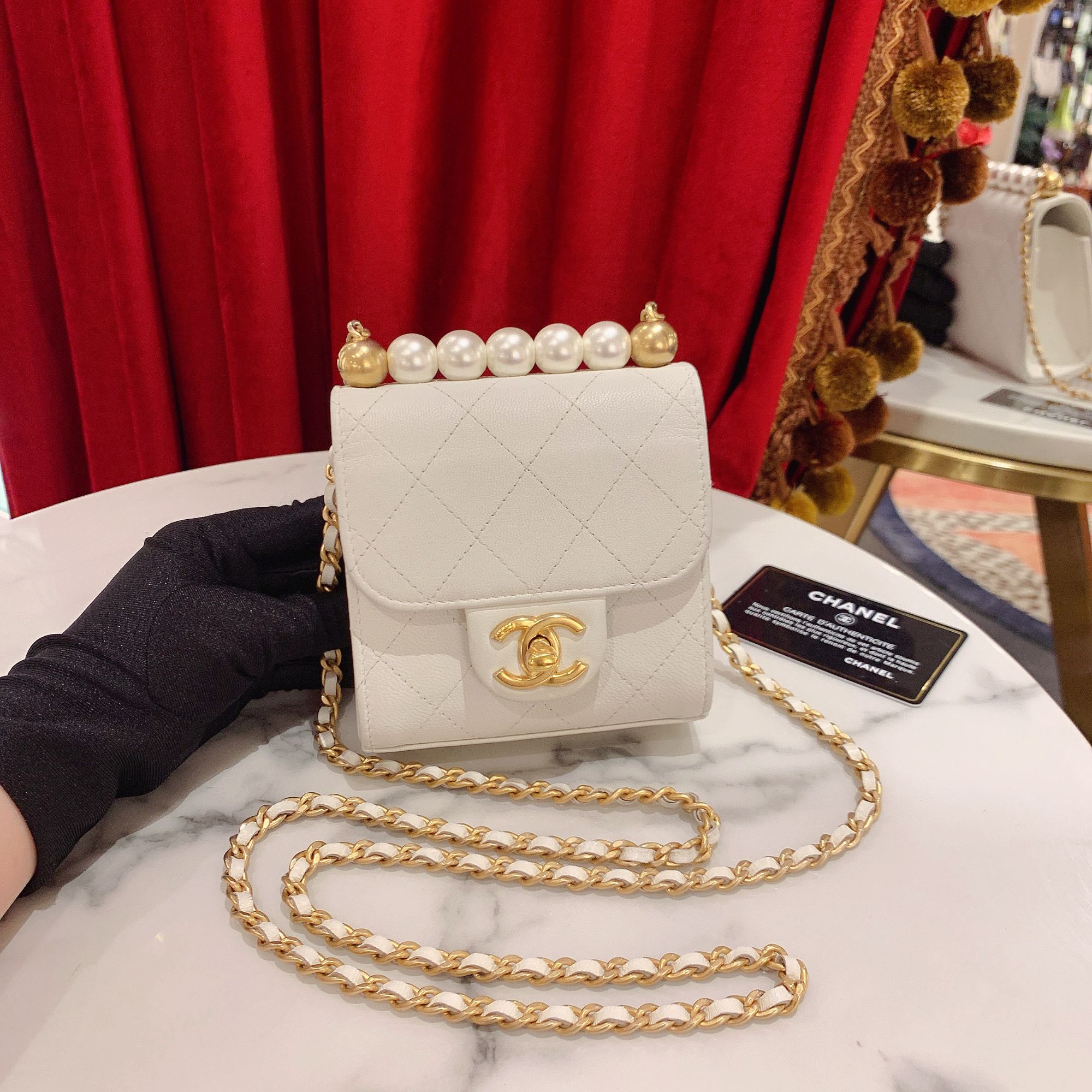 95新 Chanel/香奈儿 透明珍珠包白色金扣牛皮/单肩包/24451429