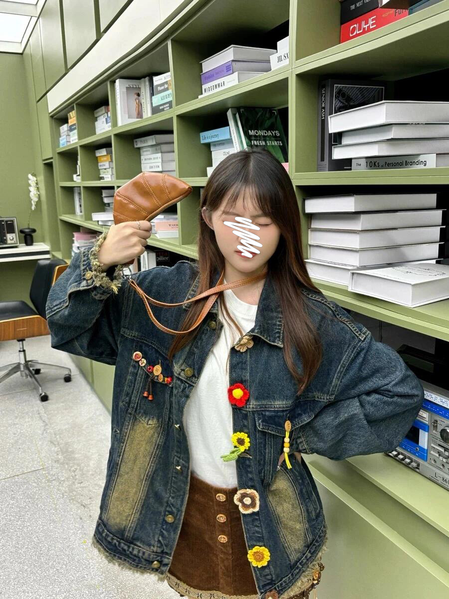 vintage美式复古做旧翻领牛仔外套女秋季爆款设计感花朵夹克上衣