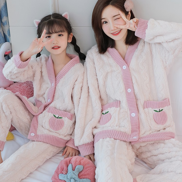 2023最新款甜美母女亲子套装保暖睡衣水蜜桃家居服加绒秋冬两件套
