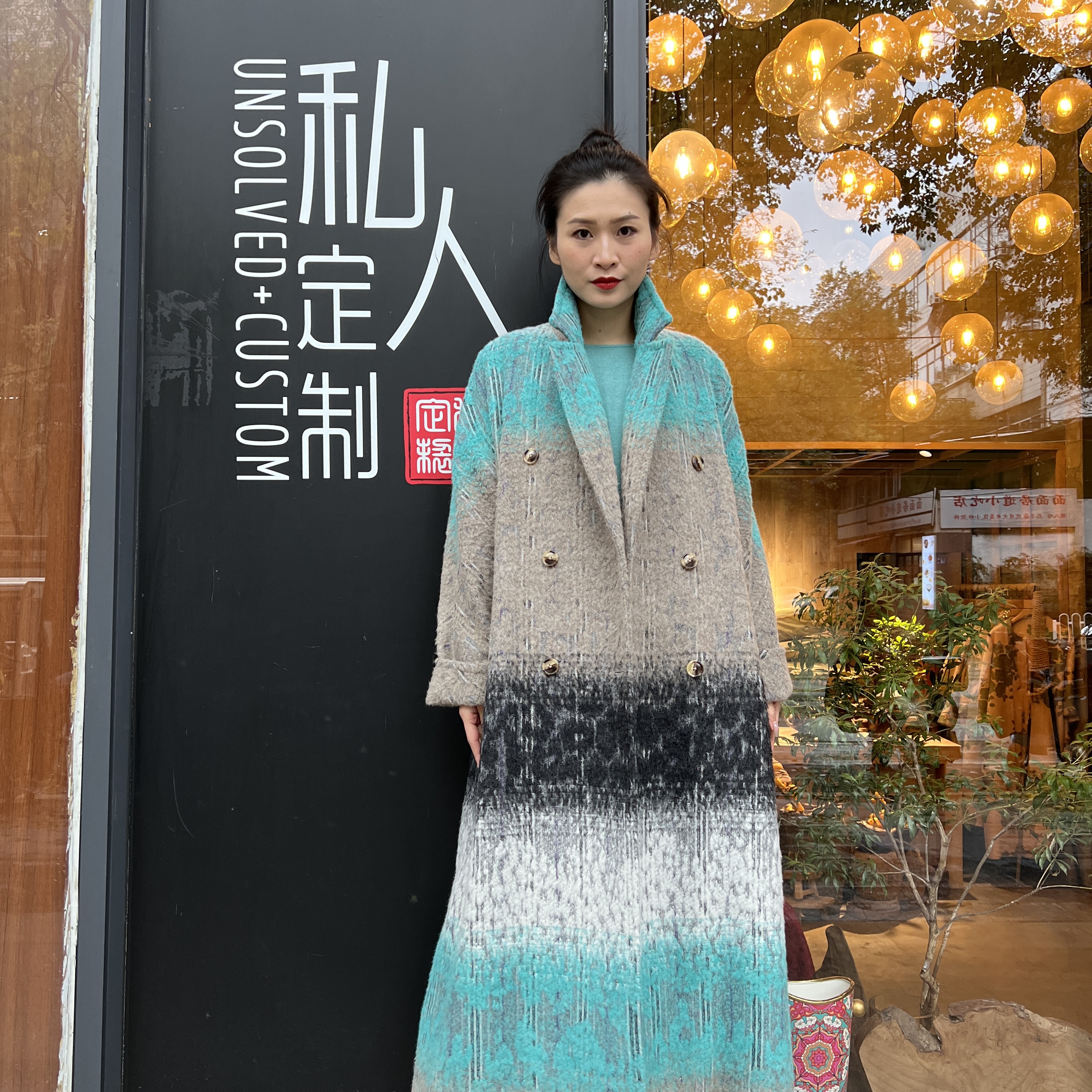 蓝色渐变毛呢长款秋冬时尚阔版气质大衣外套保暖走秀冬季年轻A版