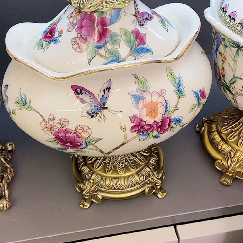 【闪购商品】瓷摆件野*合